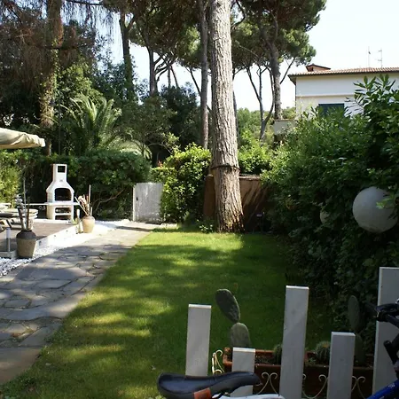 Domusauroom, Casa Con Grande Giardino Privato Pet Friendly Διαμέρισμα Βιαρέτζιο