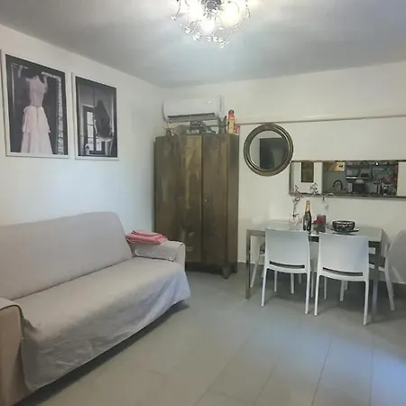 Domusauroom, Relax Nel Cuore Della Versilia - Pet Friendly アパート