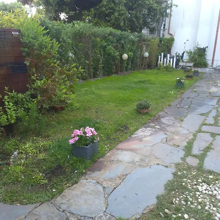 Διαμέρισμα Domusauroom, Casa Con Grande Giardino Privato Pet Friendly Βιαρέτζιο