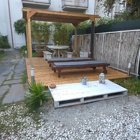 Domusauroom, Relax Nel Cuore Della Versilia - Pet Friendly *
