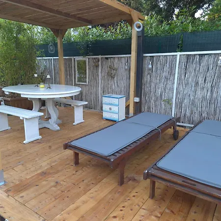 Διαμέρισμα Domusauroom, Casa Con Grande Giardino Privato Pet Friendly