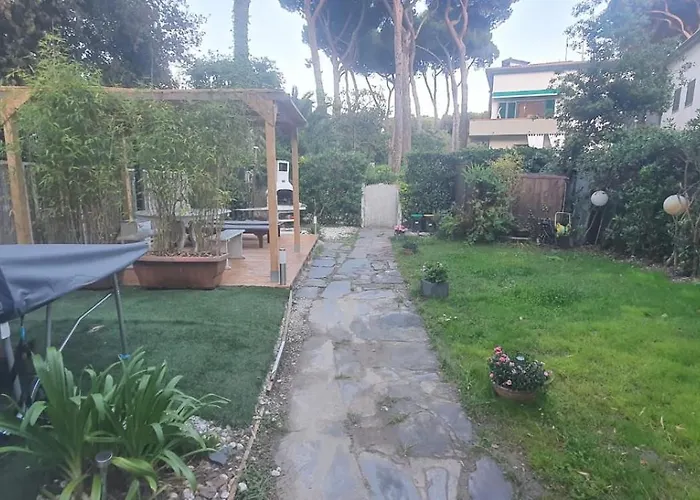 Апартаменти Domusauroom, Casa Con Grande Giardino Privato Pet Friendly В'яреджо